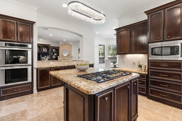 4134 Bellefontaine Street, Houston, TX 77025