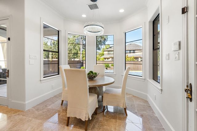 4134 Bellefontaine Street, Houston, TX 77025