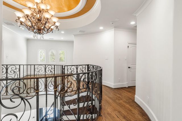 4134 Bellefontaine Street, Houston, TX 77025