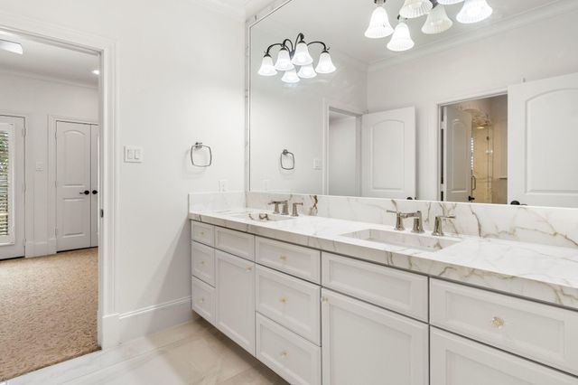 4134 Bellefontaine Street, Houston, TX 77025