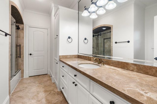 4134 Bellefontaine Street, Houston, TX 77025