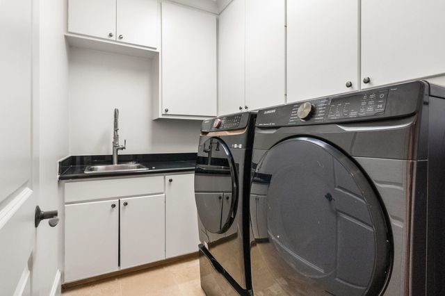 4134 Bellefontaine Street, Houston, TX 77025