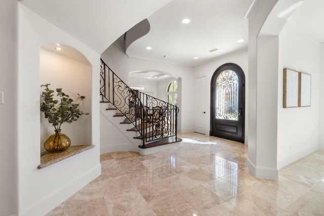 4134 Bellefontaine Street, Houston, TX 77025