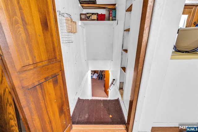 301 S Boulevard, Saddle Brook, NJ 07663