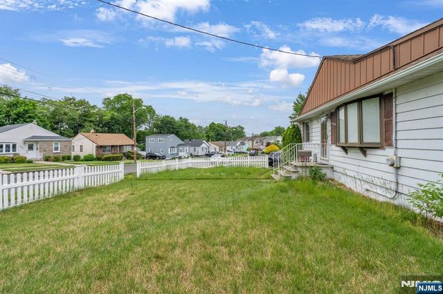 301 S Boulevard, Saddle Brook, NJ 07663
