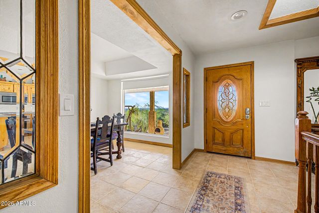 2324 W SUNRISE Drive, Phoenix, AZ 85041
