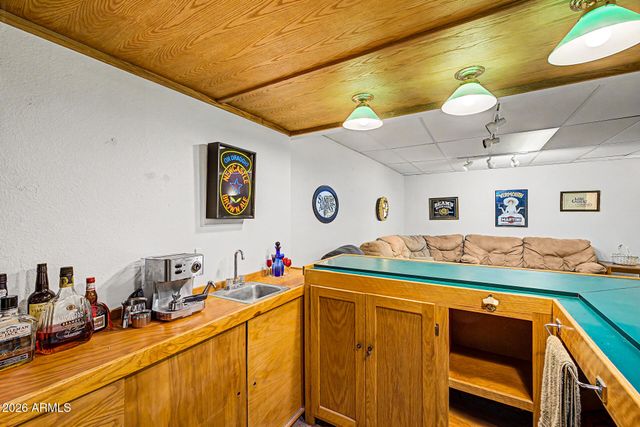 2324 W SUNRISE Drive, Phoenix, AZ 85041
