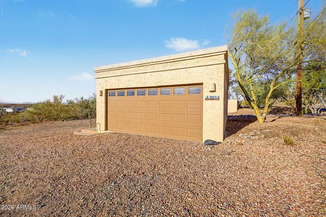 2324 W SUNRISE Drive, Phoenix, AZ 85041