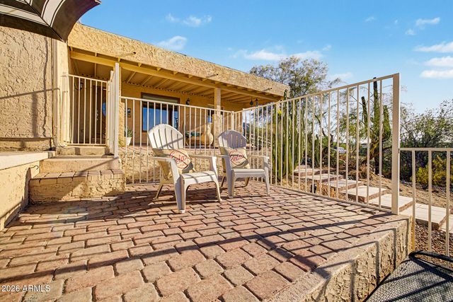 2324 W SUNRISE Drive, Phoenix, AZ 85041