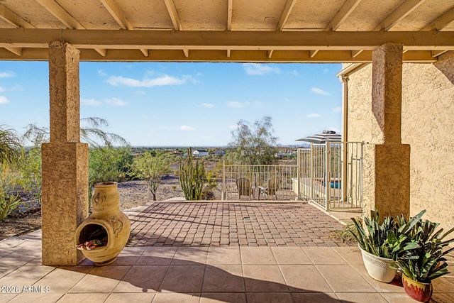 2324 W SUNRISE Drive, Phoenix, AZ 85041