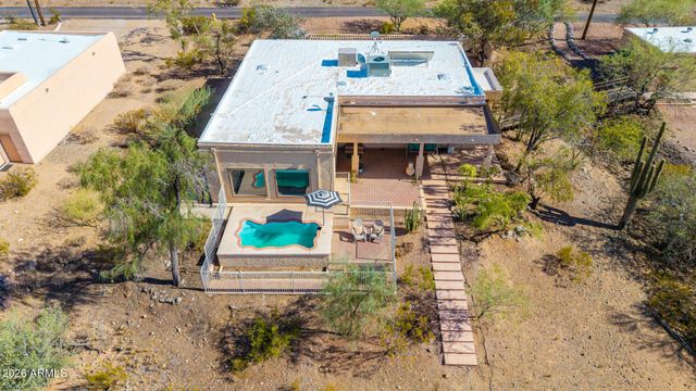2324 W SUNRISE Drive, Phoenix, AZ 85041