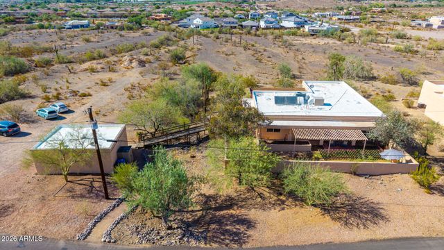 2324 W SUNRISE Drive, Phoenix, AZ 85041