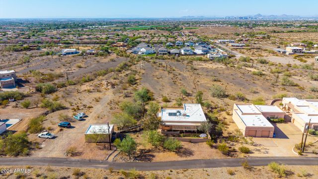 2324 W SUNRISE Drive, Phoenix, AZ 85041