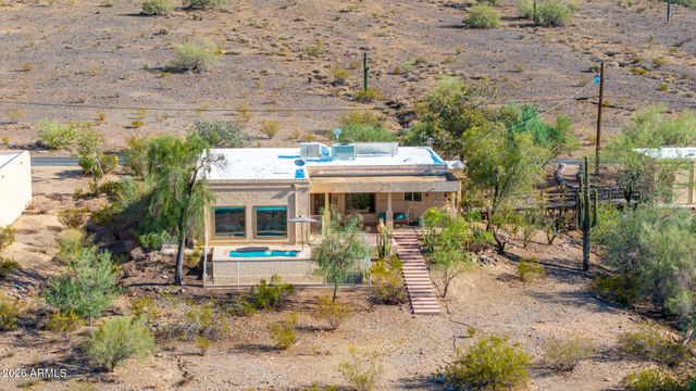 2324 W SUNRISE Drive, Phoenix, AZ 85041