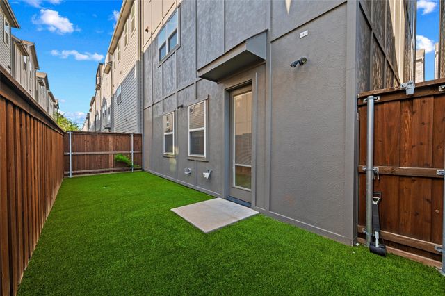 2646 Carolwood Lane, Dallas, TX 75212