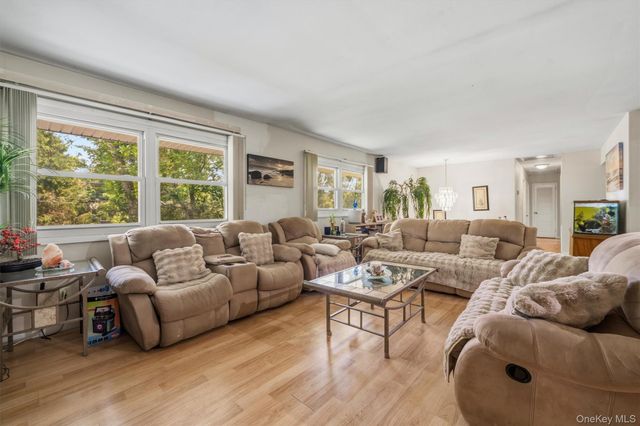 358 Lake Shore Drive, Monroe, NY 10950