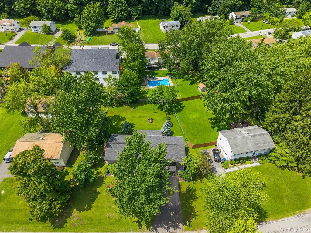 358 Lake Shore Drive, Monroe, NY 10950 — photo 4
