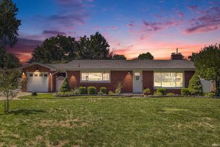 55883 Oak Manor Place, Elkhart, IN 46514