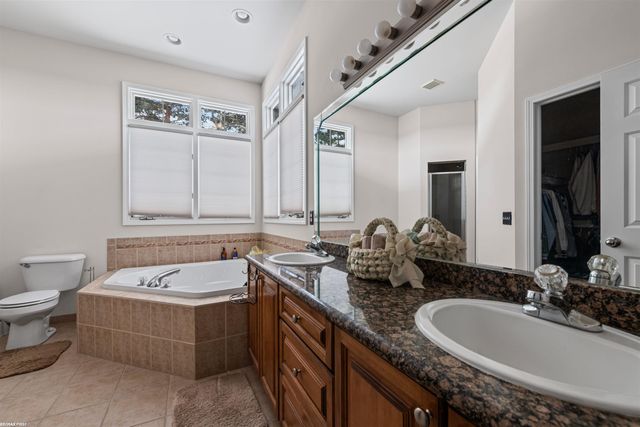 54377 Preston Pines Lane, Shelby Twp, MI 48315