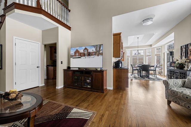 54377 Preston Pines Lane, Shelby Twp, MI 48315