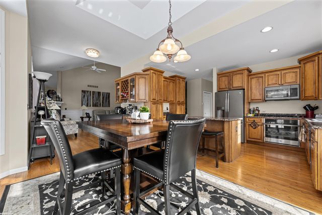 54377 Preston Pines Lane, Shelby Twp, MI 48315