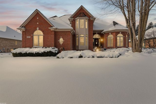 54377 Preston Pines Lane, Shelby Twp, MI 48315