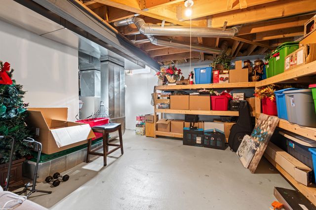 54377 Preston Pines Lane, Shelby Twp, MI 48315