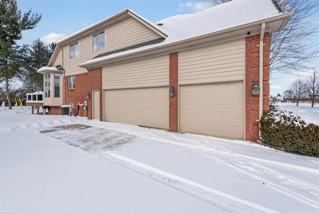 54377 Preston Pines Lane, Shelby Twp, MI 48315