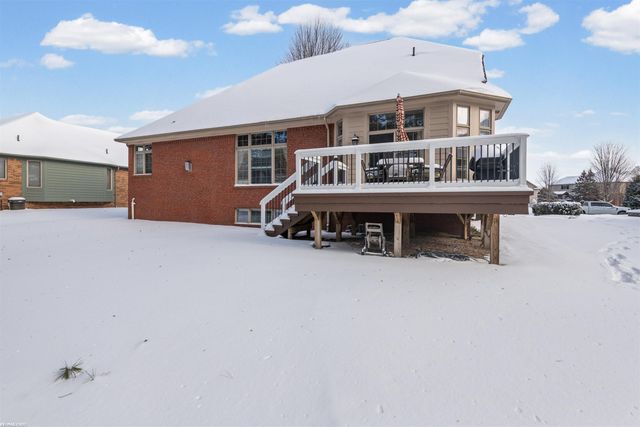 54377 Preston Pines Lane, Shelby Twp, MI 48315