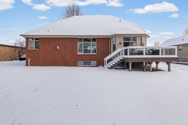 54377 Preston Pines Lane, Shelby Twp, MI 48315