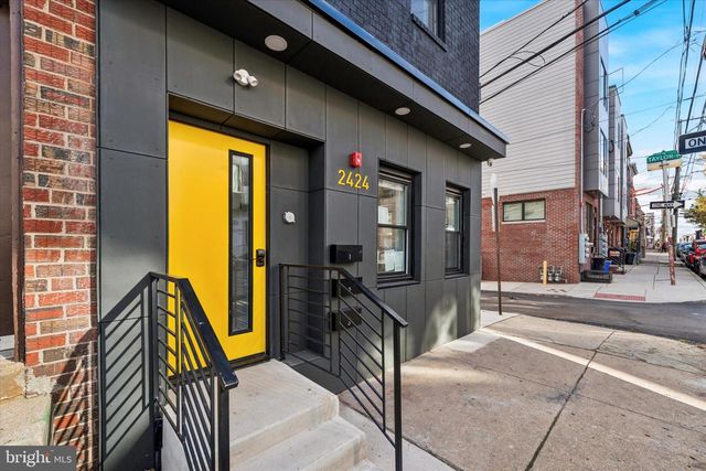 2424 W THOMPSON ST, Philadelphia, PA 19121