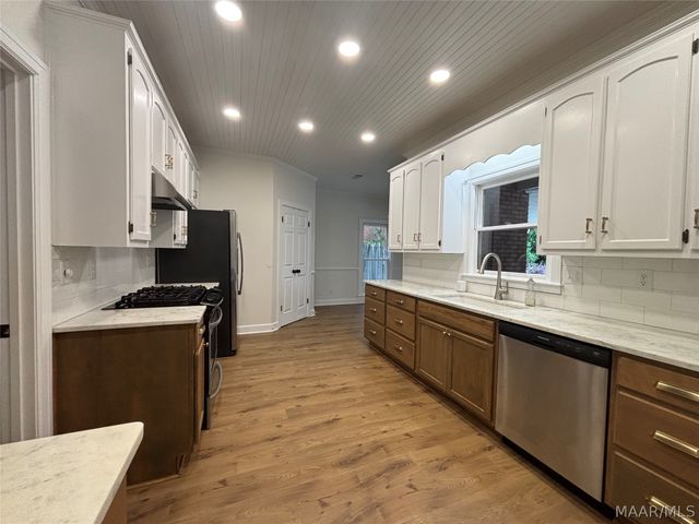 8618 STURBRIDGE Drive, Montgomery, AL 36116