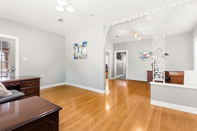 906 Higgins, Humble, TX 77338