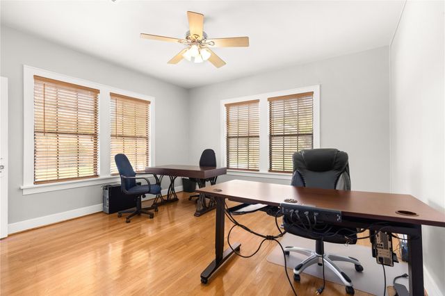906 Higgins, Humble, TX 77338