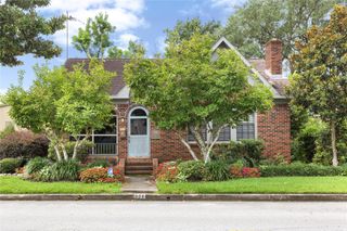 906 Higgins, Humble, TX 77338