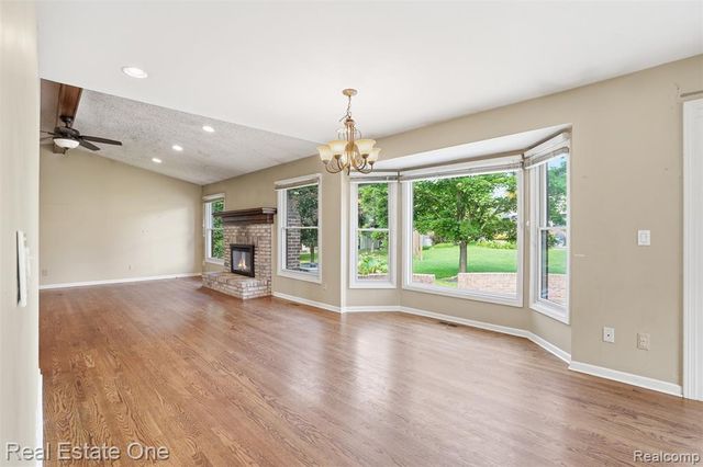 24889 Sutherland Drive, Novi, MI 48374