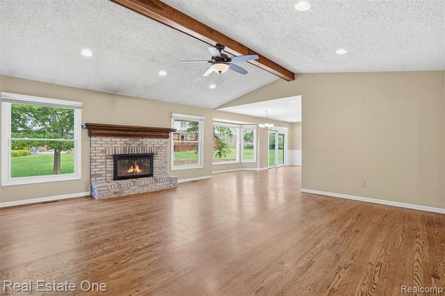 24889 Sutherland Drive, Novi, MI 48374