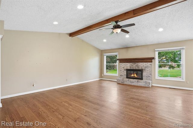 24889 Sutherland Drive, Novi, MI 48374