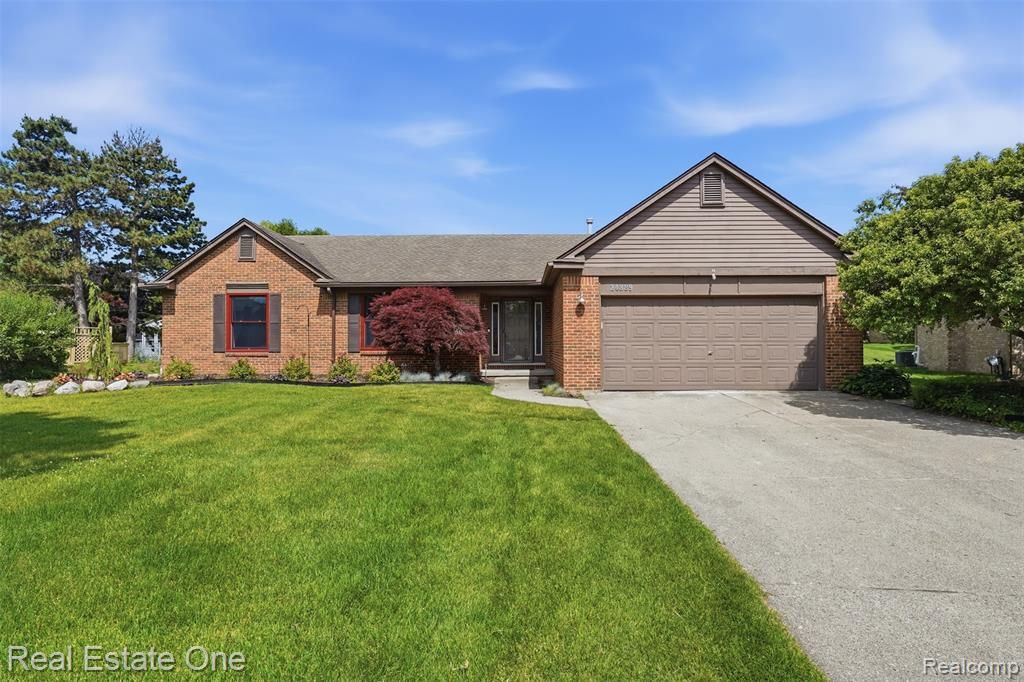 24889 Sutherland Drive, Novi, MI 48374
