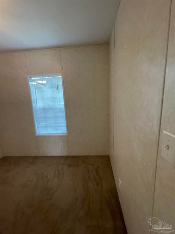 9520 Bridlewood Rd, Pensacola, FL 32526