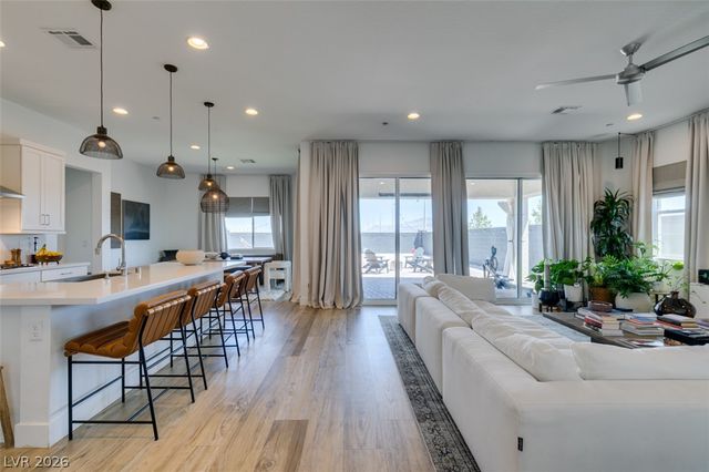 7514 Hadnot Street, Las Vegas, NV 89166