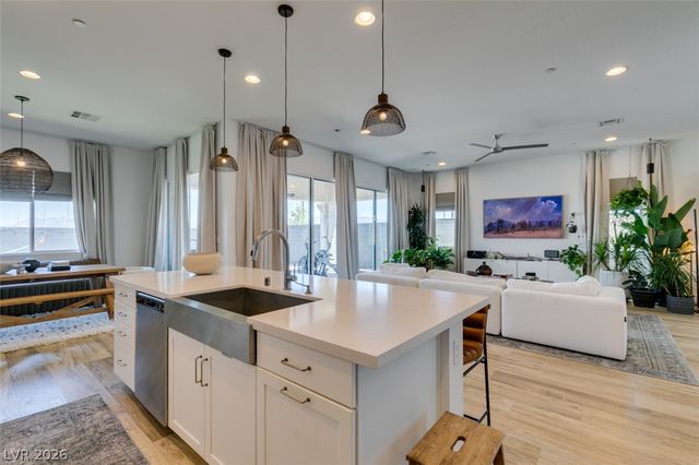 7514 Hadnot Street, Las Vegas, NV 89166