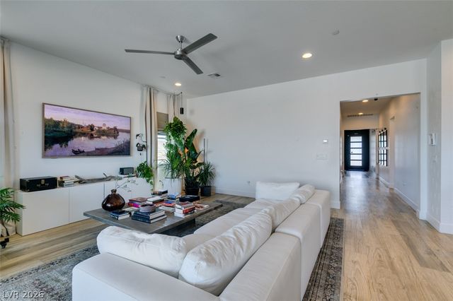 7514 Hadnot Street, Las Vegas, NV 89166