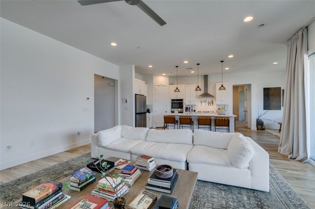 7514 Hadnot Street, Las Vegas, NV 89166