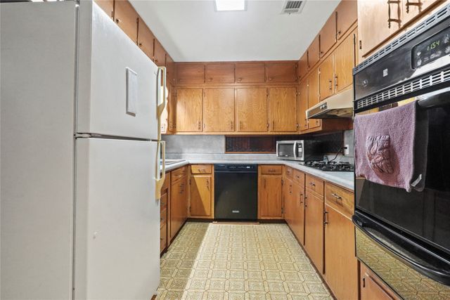 630 Easley Street, White Settlement, TX 76108