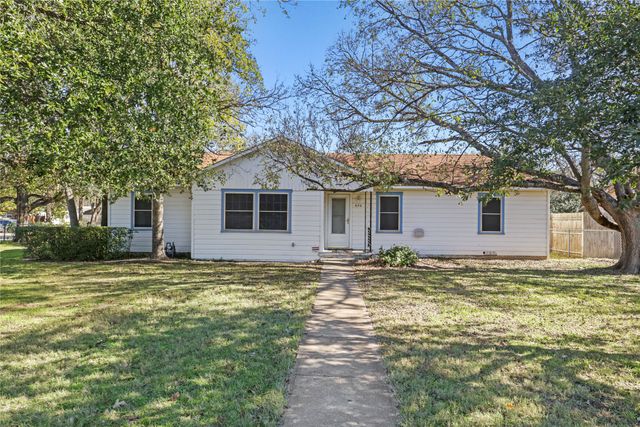 630 Easley Street, White Settlement, TX 76108