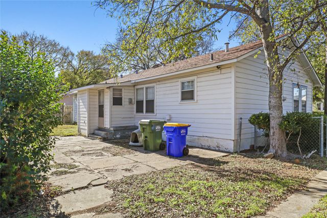 630 Easley Street, White Settlement, TX 76108