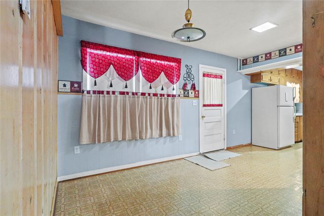 630 Easley Street, White Settlement, TX 76108