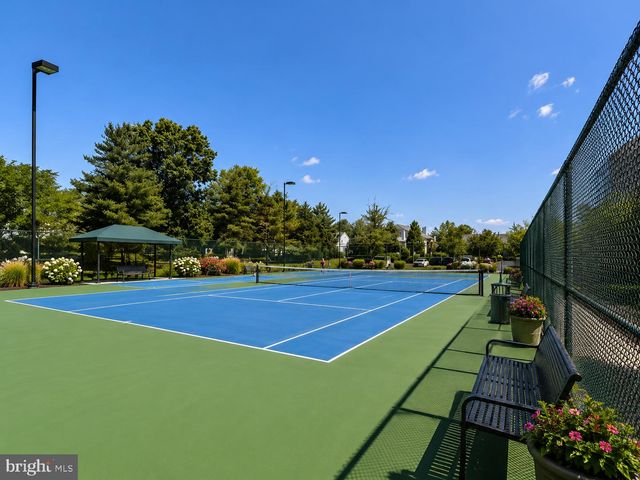 2313 ASPEN DR, Plainsboro, NJ 08536
