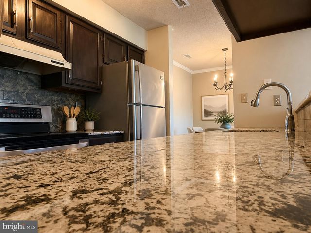2313 ASPEN DR, Plainsboro, NJ 08536